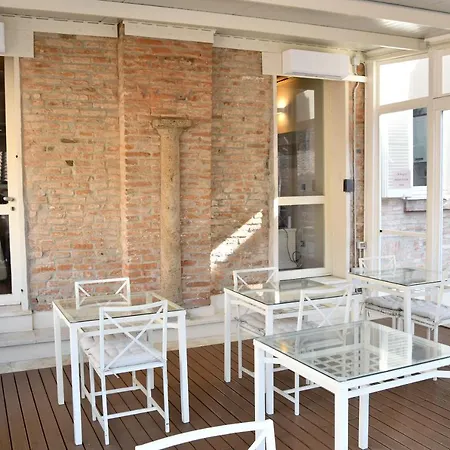 Avanguardia Art Club * 费拉拉