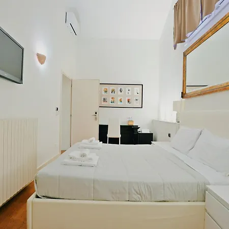 Avanguardia Art Club 民宿 *