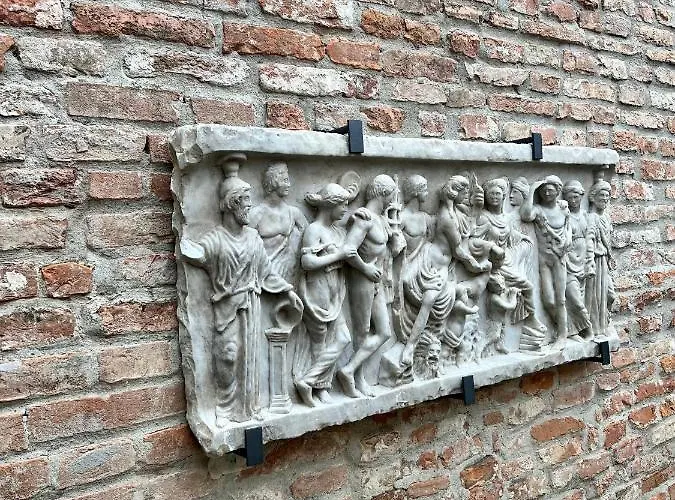 Homestay Avanguardia Art Club Ferrara