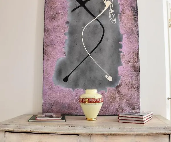 Homestay Avanguardia Art Club