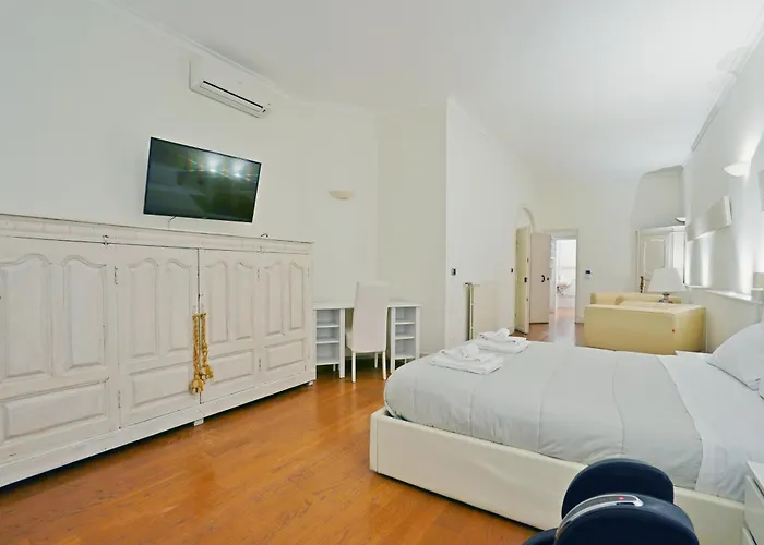 Avanguardia Art Club Homestay