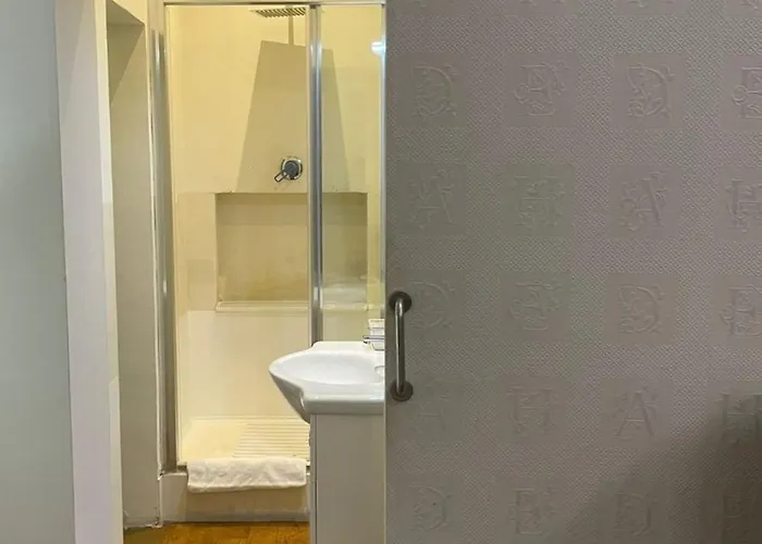 Homestay Avanguardia Art Club